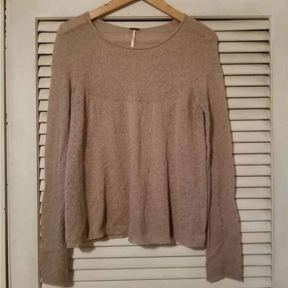 Free People Taupe Light Weight Sweater Small - Picture 1 of 6